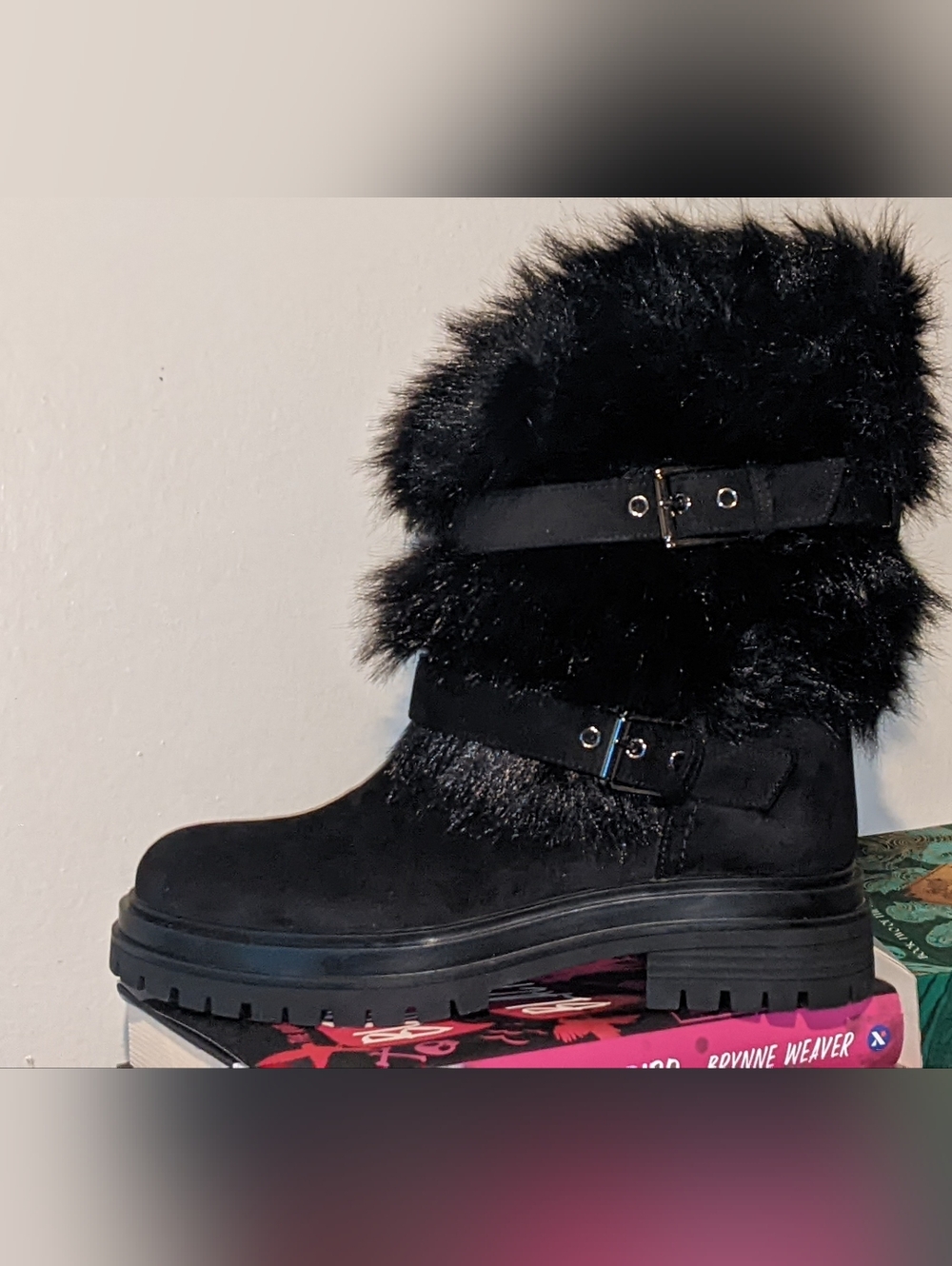 Women's Black Faux-Fur Ankle Boots - Stylish Winter Comfort